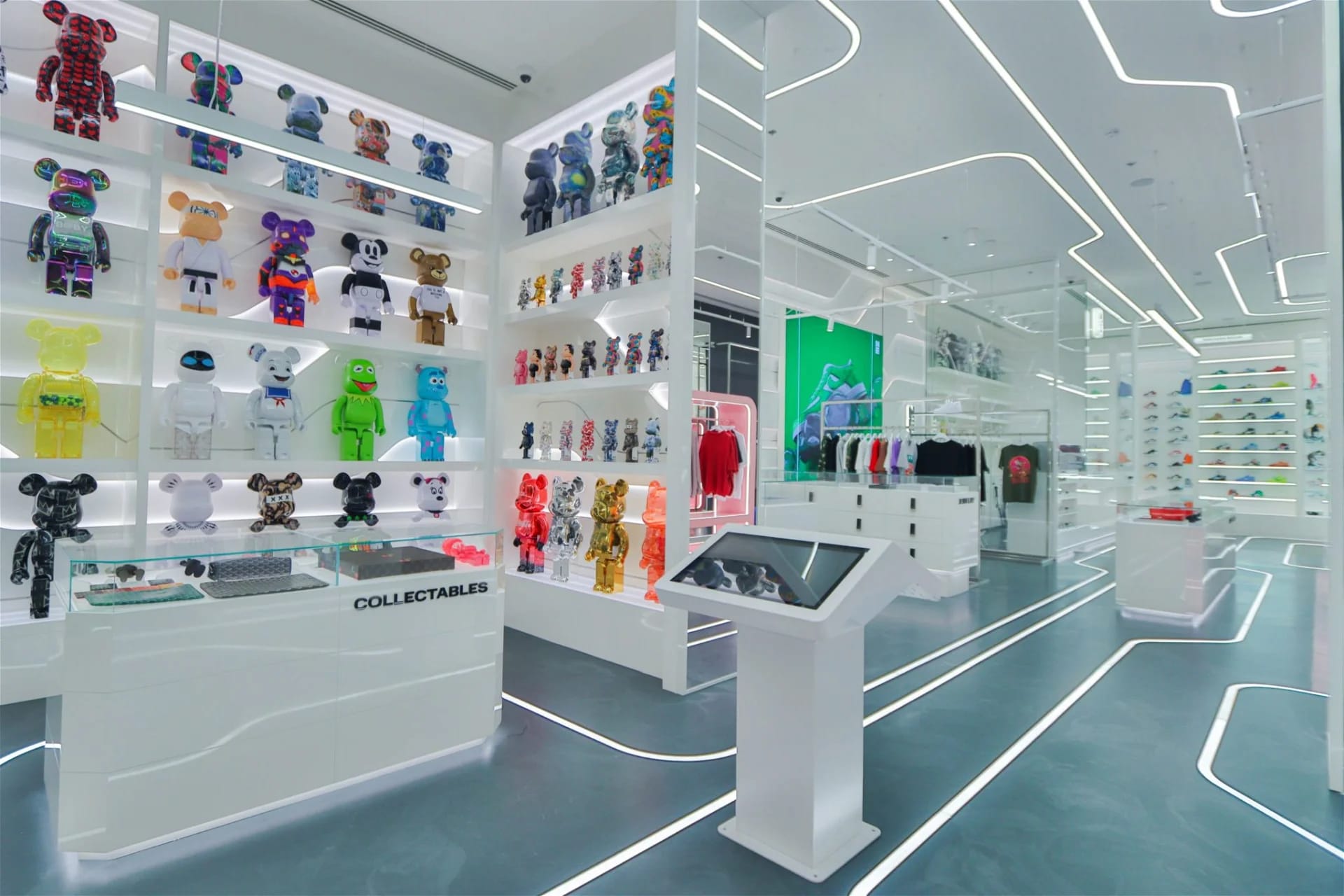 NE Retail Store — thumbnail 2