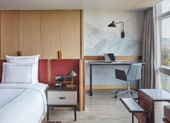 Swissôtel — thumbnail 2